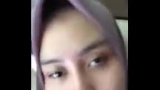 asian muslim schhol girl showing her pussy by cam