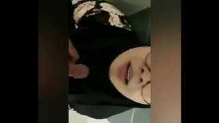 Bokep Indonesia Hijab Blowjob
