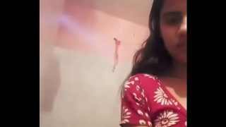 Indian girl nude selfie video