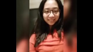 Indonesian young mom masturbate and play with vegetable 3 FULL 3PART: https://ouo.io/ZpsfFj