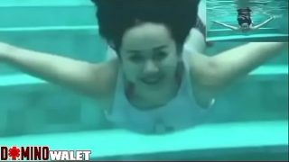 ARTIS INDONESIA AURA KASIH DI KOLAM BERENANG