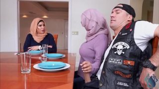 Banging his ex girlfriend’s arab sister and mom – stepwet.com