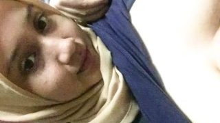 Hijab Mahasiswi Sange Part 4 Full : ouo.io/Cs8eUZ