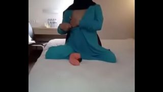 Horny Hijab Girl Part 9